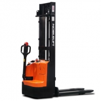 ECL15B經(jīng)濟(jì)型長(zhǎng)手柄堆高車(chē)，諾力電動(dòng)堆高車(chē)