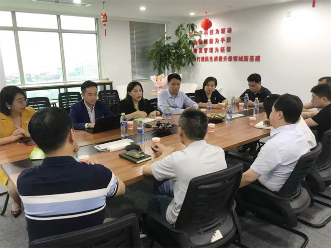 永新昌與云倉(cāng)配，舉行隆重戰(zhàn)略合作簽約儀式。強(qiáng)強(qiáng)聯(lián)手，合作共贏